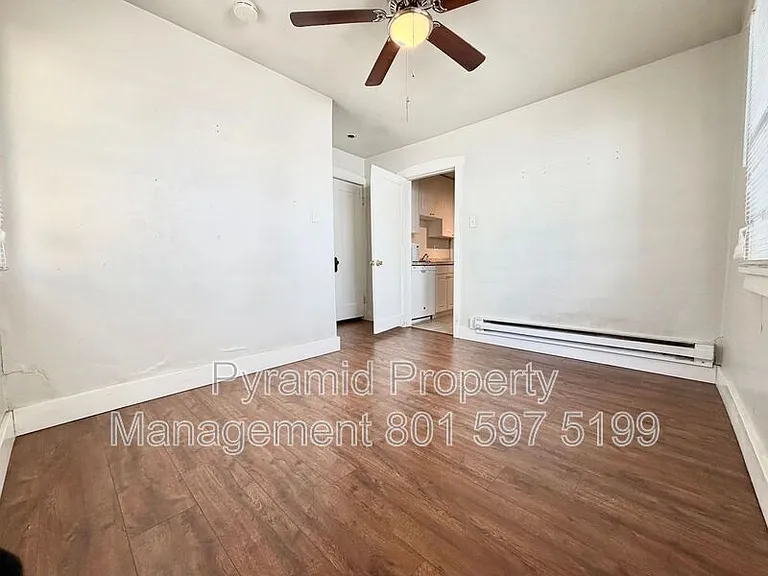 179-181 E Yale Ave — Photo 9