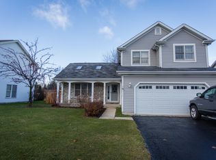 417 Farmhill Cir, Wauconda, IL 60084