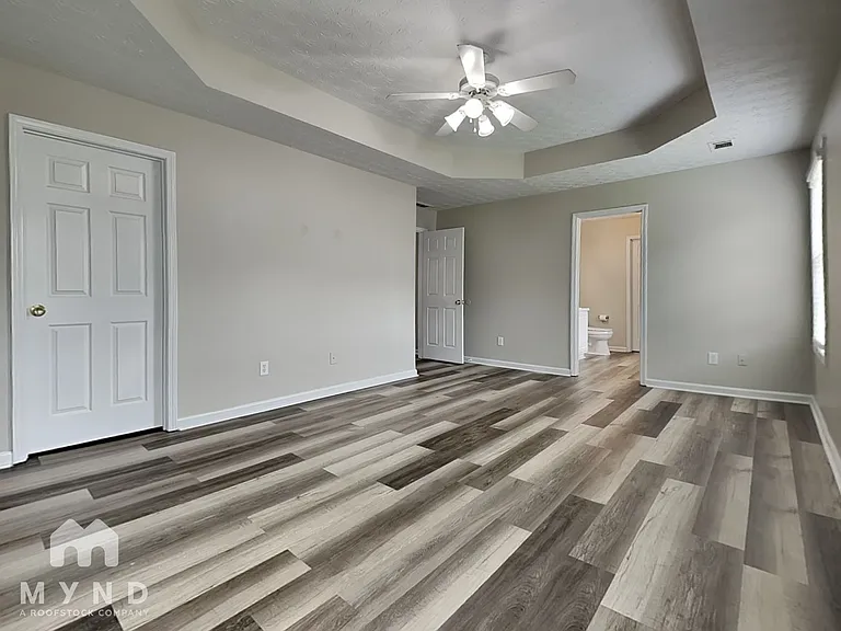 280 Shadowbrooke Dr — Photo 13