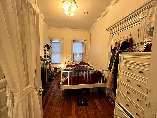 4th image of 60 Skillman Ave APT 1R