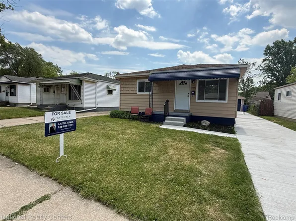 13440 Charlotte Ave, Warren, MI 48089
