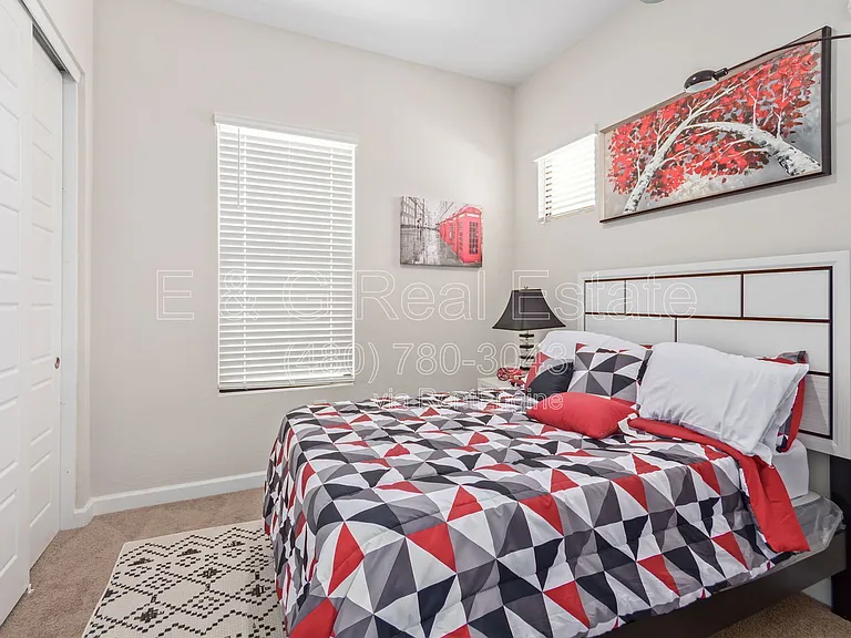 4826 E Helena Dr — Photo 19