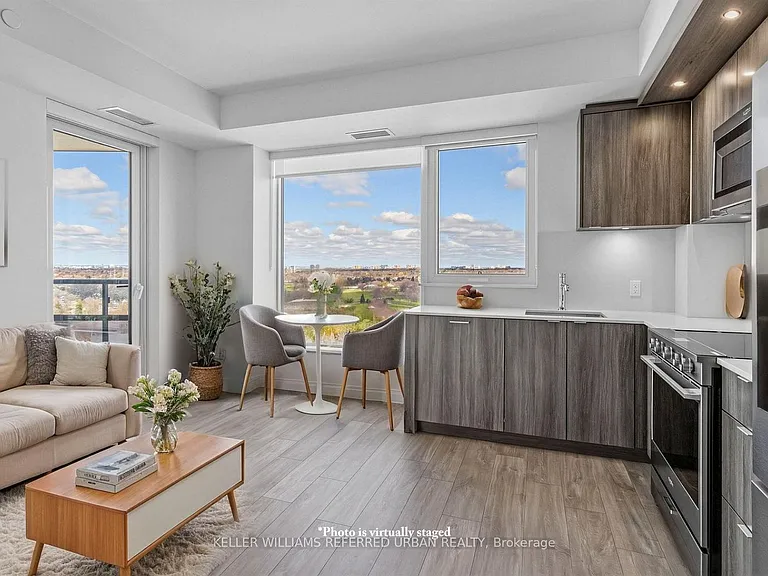 60 Central Park Dr #2112 — Photo 6