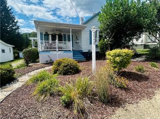 129 Waddell Ave, Donora, PA 15033