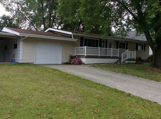 305 8th Ave SW, Oelwein, IA 50662
