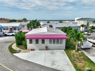 91 Nettles Blvd, Jensen Beach, FL 34957