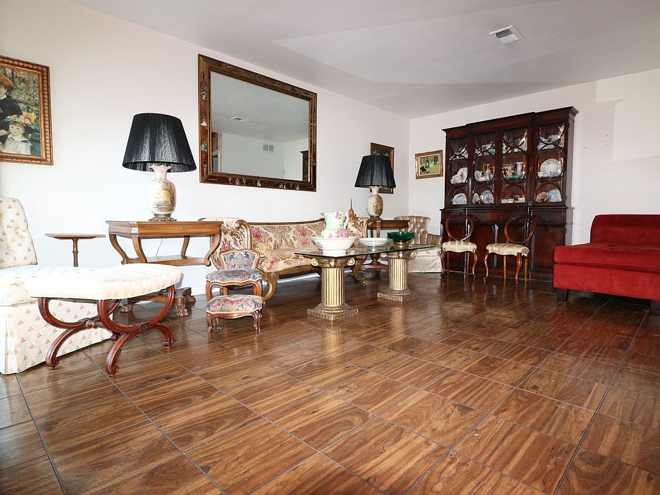 2nd image of 137 Pierpont Pl