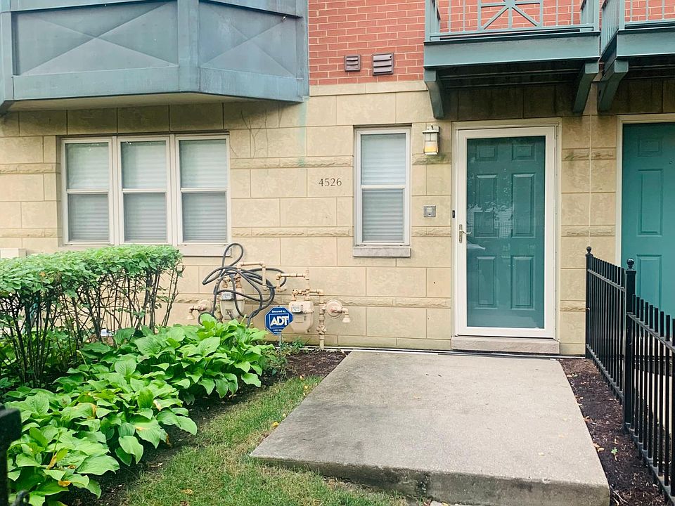 1st image of 4526 S Woodlawn Ave