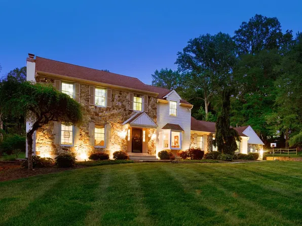 1059 Kerwood Rd, West Chester, PA 19382