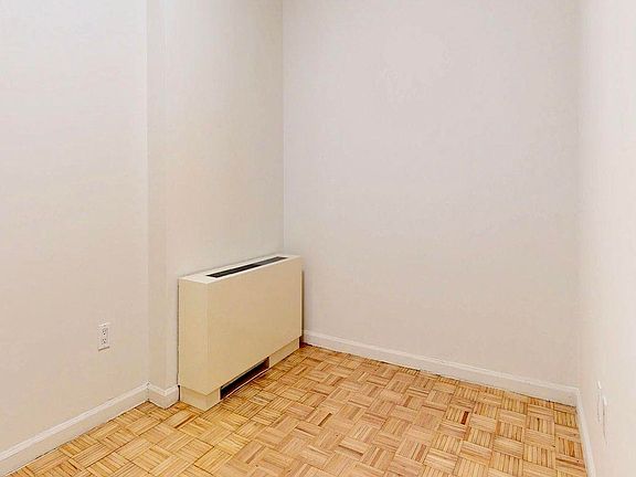 3rd image of 90 Washington St APT 12T