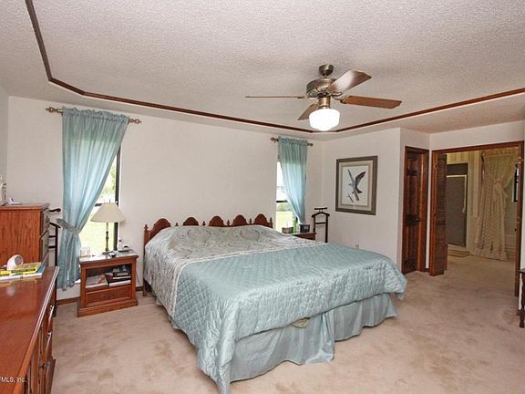 4th image of 812 Falkirk Ct