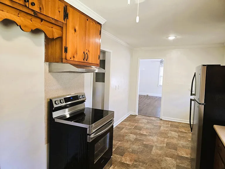 1510 Clarksville Dr — Photo 12