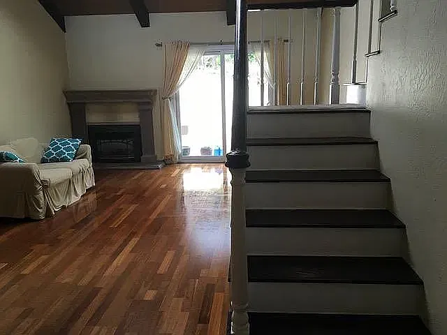 3 bed, 2.5 bath, 2100 sqft, $5,500 — Photo 3