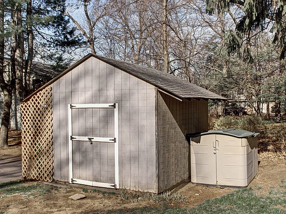 Detached shed.