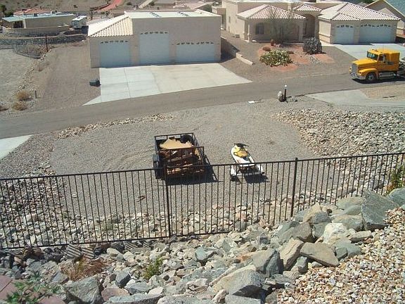 RV OR BOAT PARKING