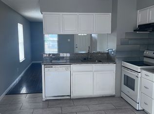 210 Pine Meadow Dr APT B, Kennedale, TX 76060