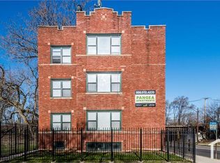 547 W 74th St, Chicago, IL 60621