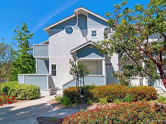 2nd image of 9940 Scripps Vista Way Unit 131