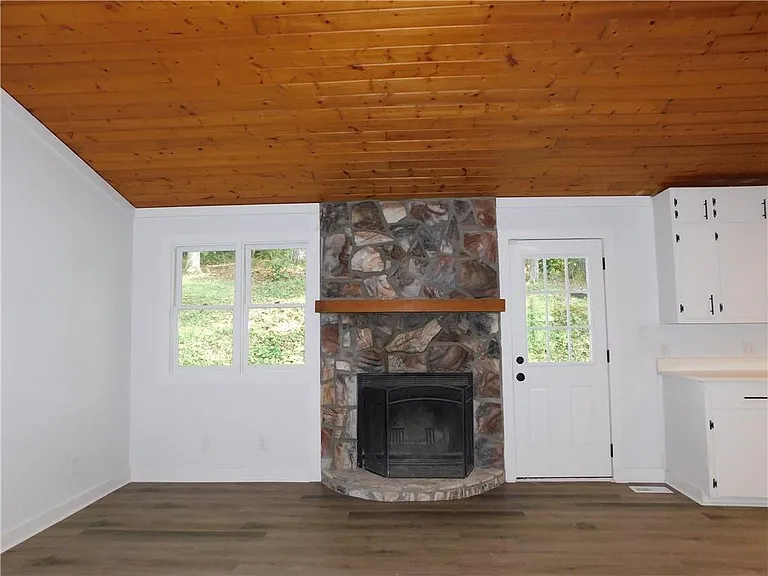 183 Laurel Heights Dr — Photo 16