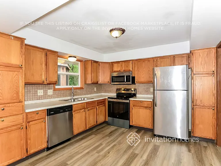 906 Ghostley Ln N — Photo 8