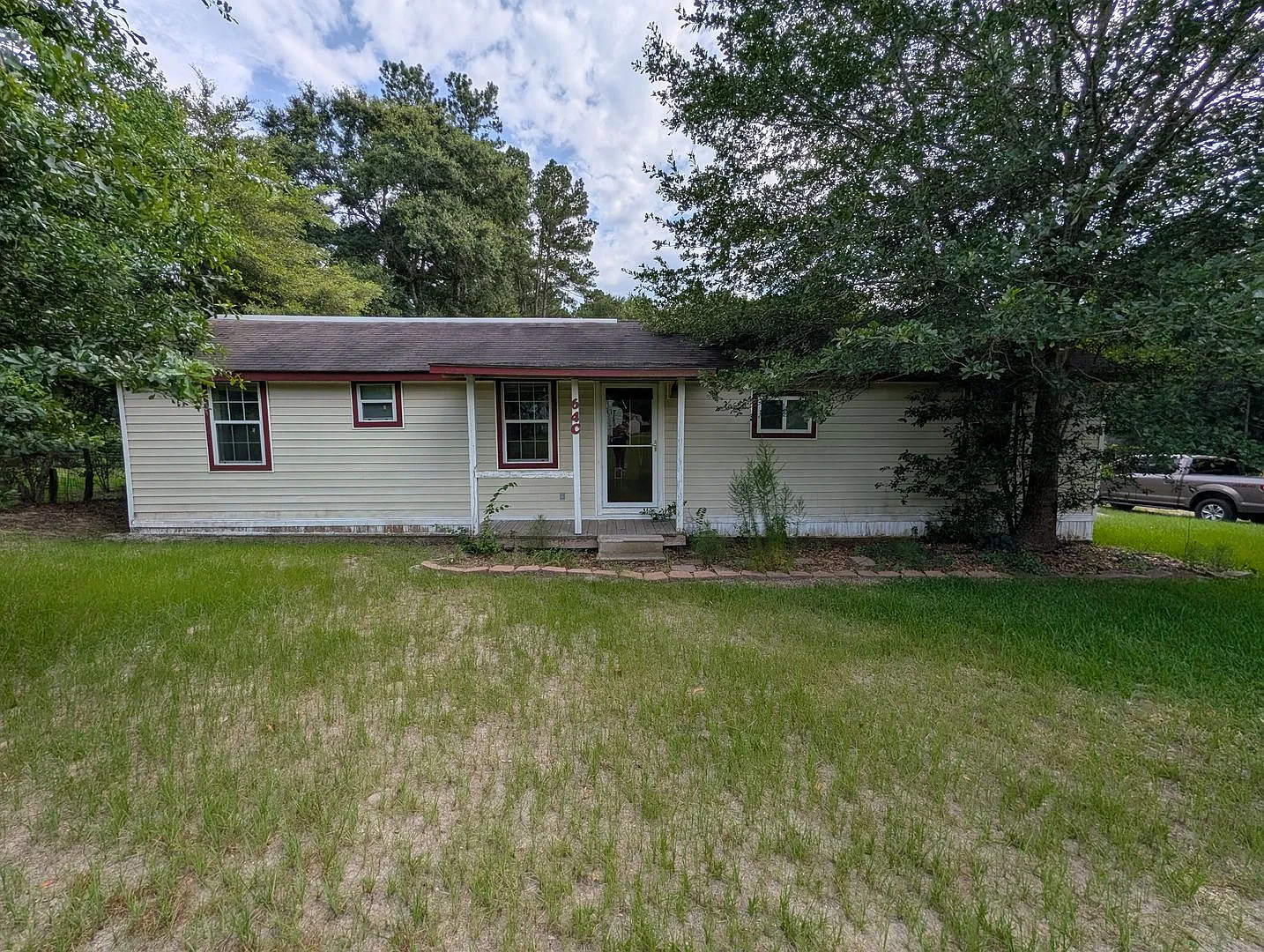 64 Gazebo St — Photo 1