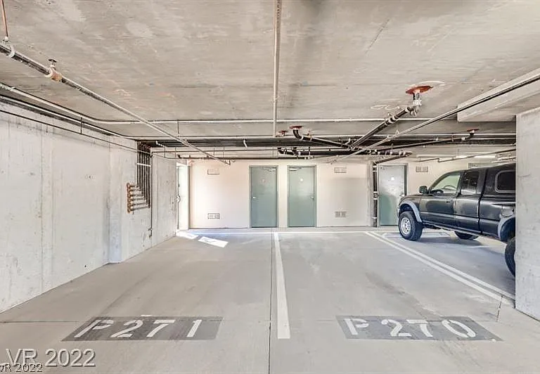 67 E Agate Ave #208 — Photo 19