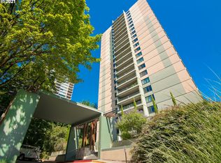 111 SW Harrison St APT 17F, Portland, OR 97201