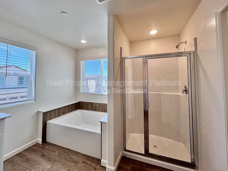 6596 E Cresthaven Dr — Photo 18