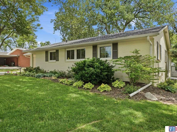 1920 E Bermuda Dr, Lincoln, NE 68506