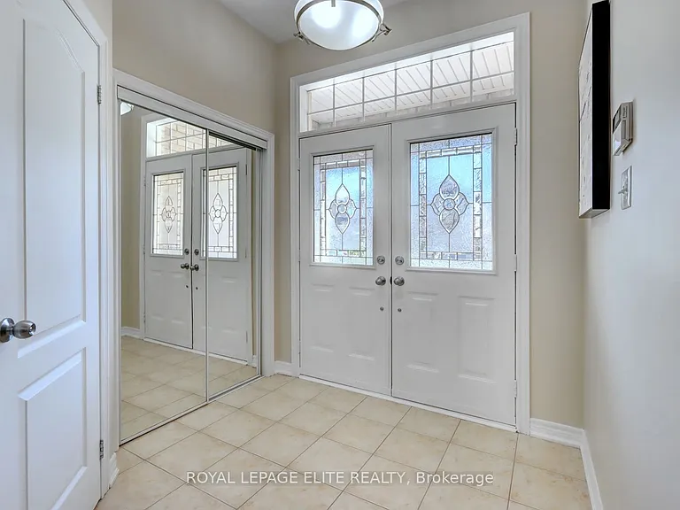 2437 Hilda Dr — Photo 4