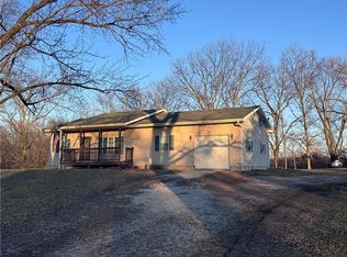 19652 Highway J, Hale, MO 64643