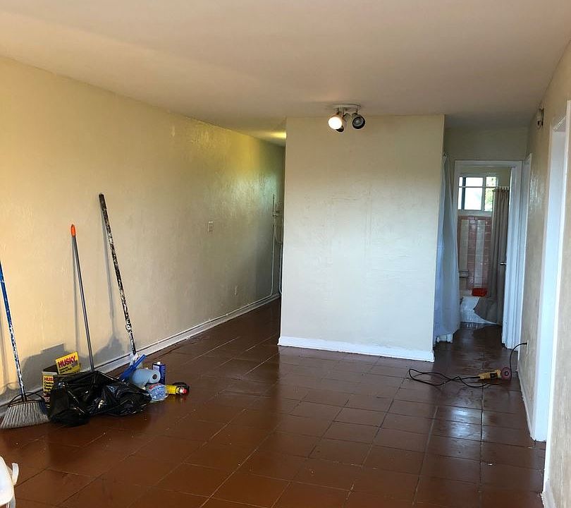 1st image of 800 NW 11th Ave #11461435