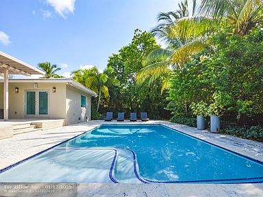 1050 Jefferson St, Hollywood, FL 33019 | Zillow