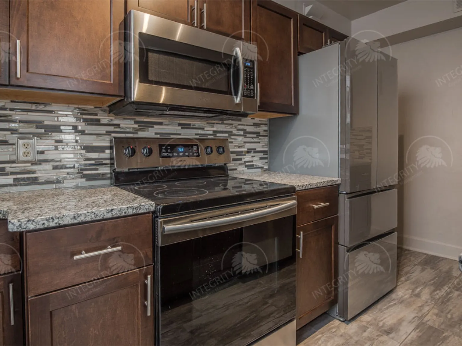 229 Ward Parkway — Photo 3