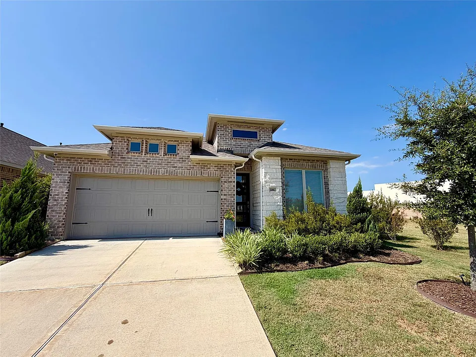 11802 Radura Rd