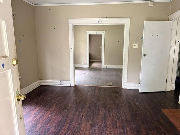 4th image of 747 N Holmes St