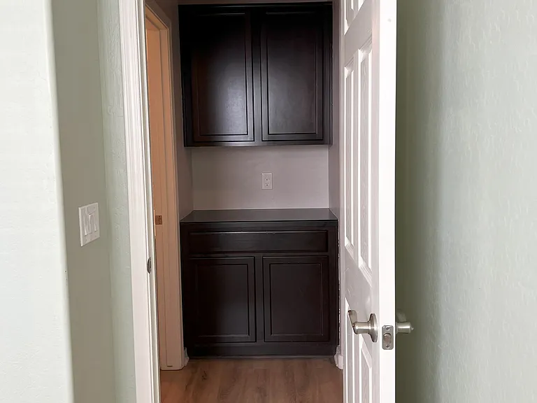 3673 E Stiles Ln — Photo 24