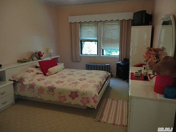 4th image of 6717 Alderton St
