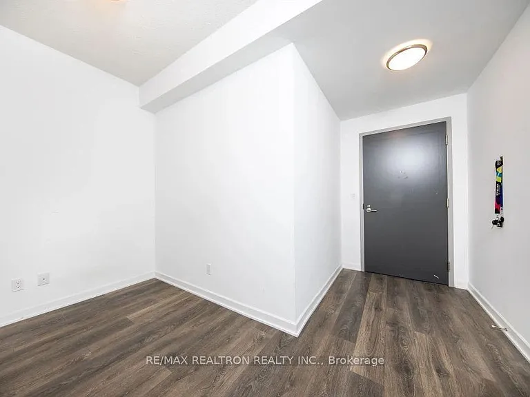 38 Forest Manor Rd #1307 — Photo 4