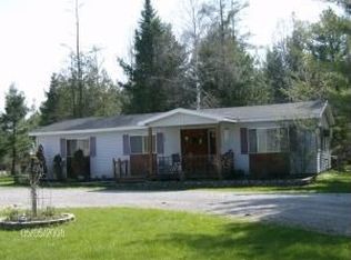 111 Evergreen Dr, Grayling, MI 49738
