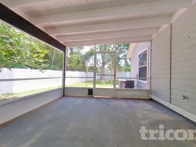110 Yorktown Pl — Photo 14