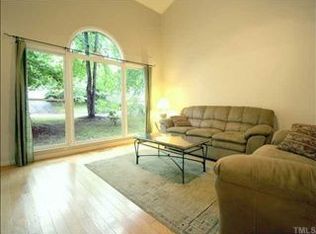 109 Catherwood Pl, Cary, NC 27518