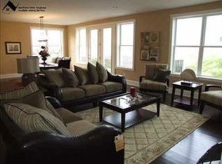 159 Seaborn Dr, Willowick, OH 44095