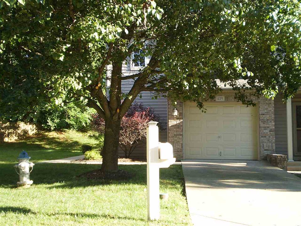 1st image of 629 Bayberry Ct W