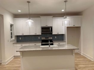 1098 Burrow Cir, Opelika, AL 36801