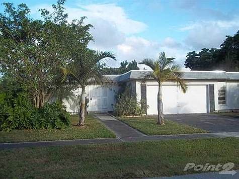 1st image of 7806 NW 75th Ave
