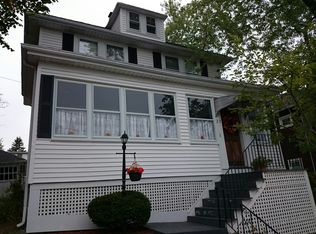 23 Grayson St, Dorchester, MA 02124