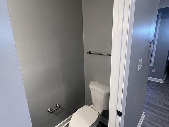 5th image of 444 E 28th St