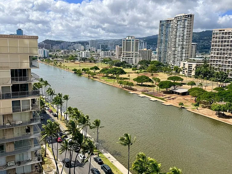 2121 Ala Wai Blvd #1702 — Photo 24