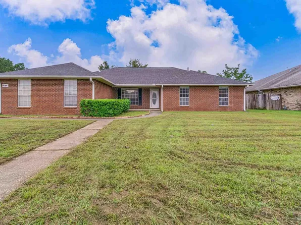 9144 Sebring Dr, Pensacola, FL 32506